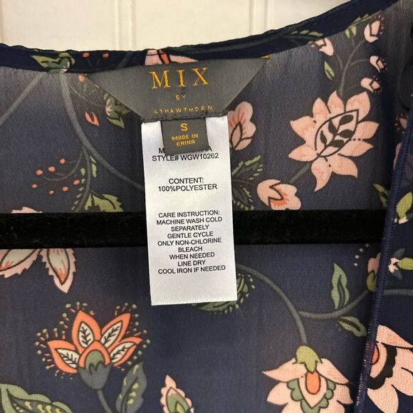 💙Light & Breezy Floral Kimono-styleJacket - Picture 2 of 3